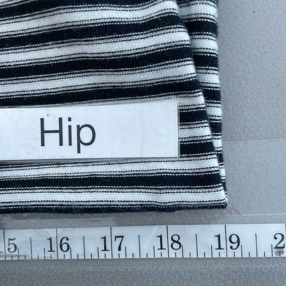 We The Free Sweater Dress Women's Small Black White Striped Open Back Shift - Picture 14 of 15